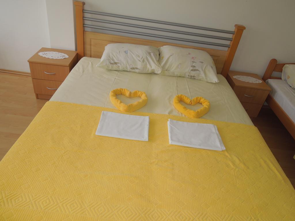 Apartments Becic Budva Phòng bức ảnh