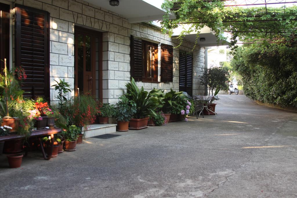 Apartments Becic Budva Ngoại thất bức ảnh